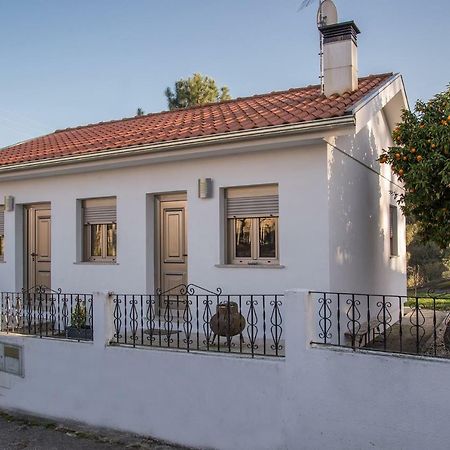 Casa Do Penedo Villa Tangil Екстериор снимка